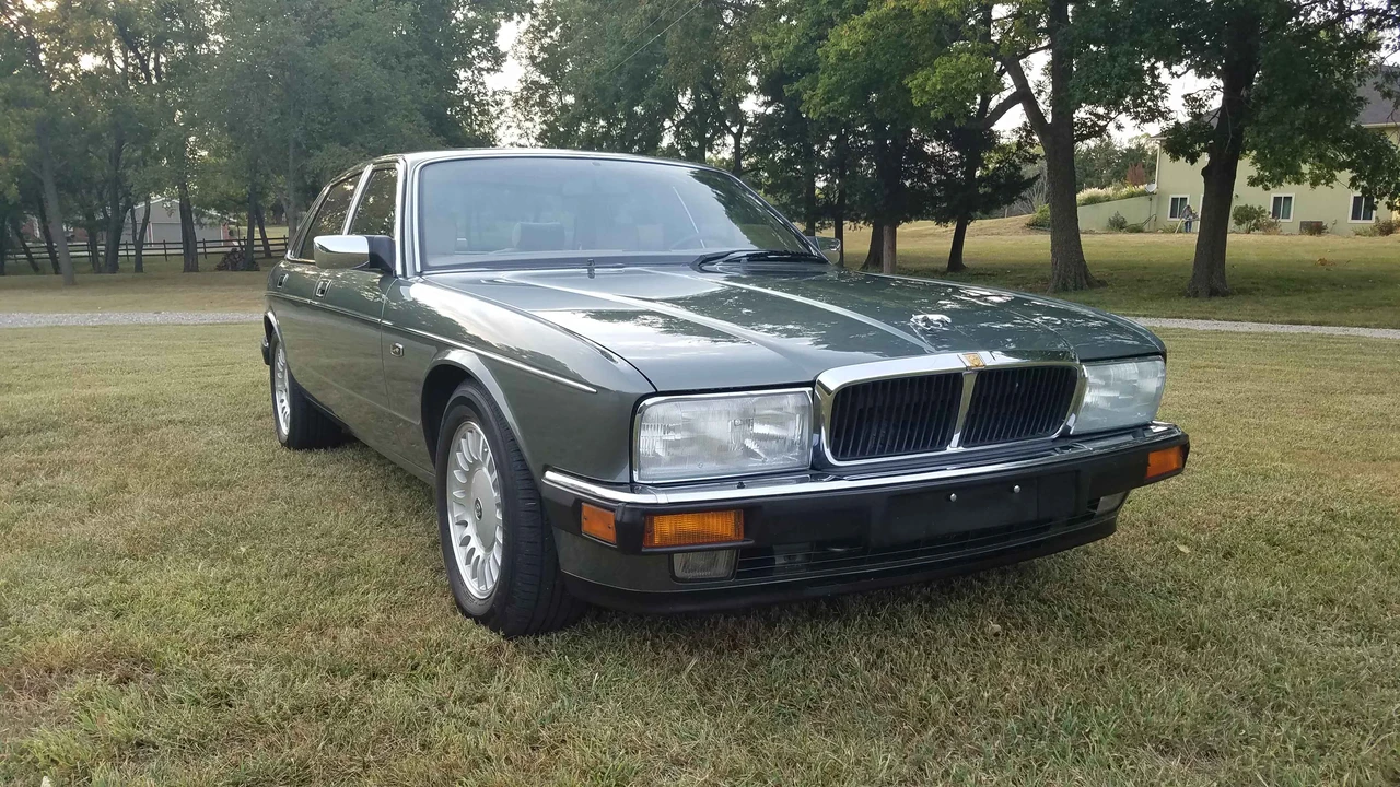 1994 Jaguar XJ Series 4 - Image 4 of 31