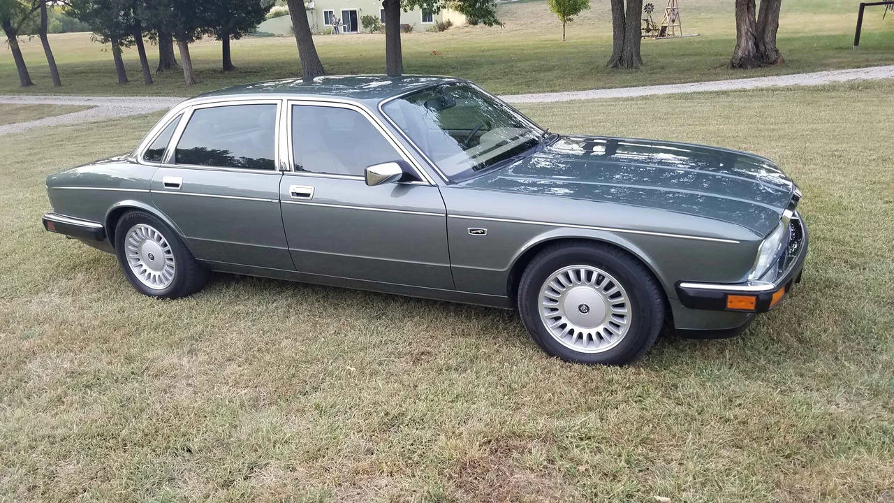 1994 Jaguar XJ Series 4 - Image 8 of 31