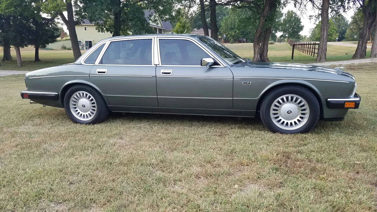 1994 Jaguar XJ Series 4 - Image 9 of 31