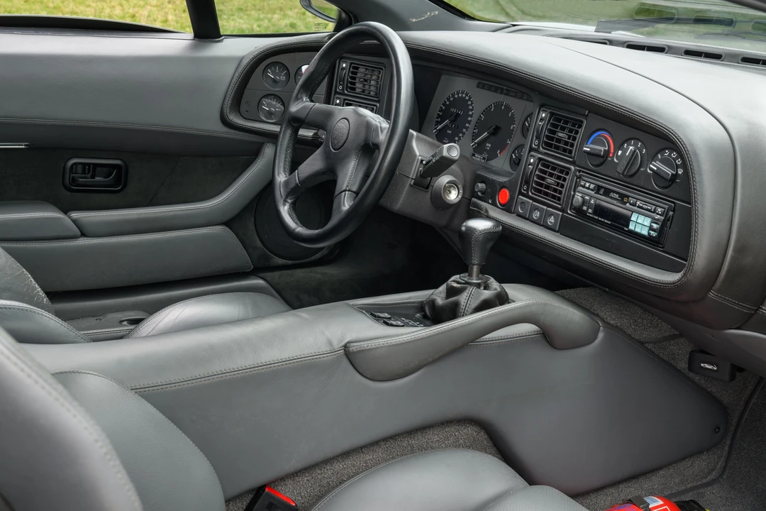 1994 Jaguar XJ220 - Image 18 of 31