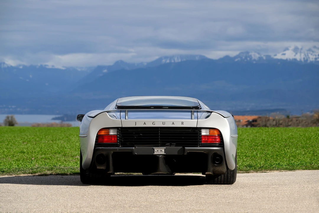 1994 Jaguar XJ220 - Image 14 of 31