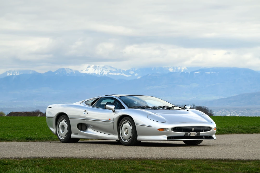 1994 Jaguar XJ220 - Image 6 of 31