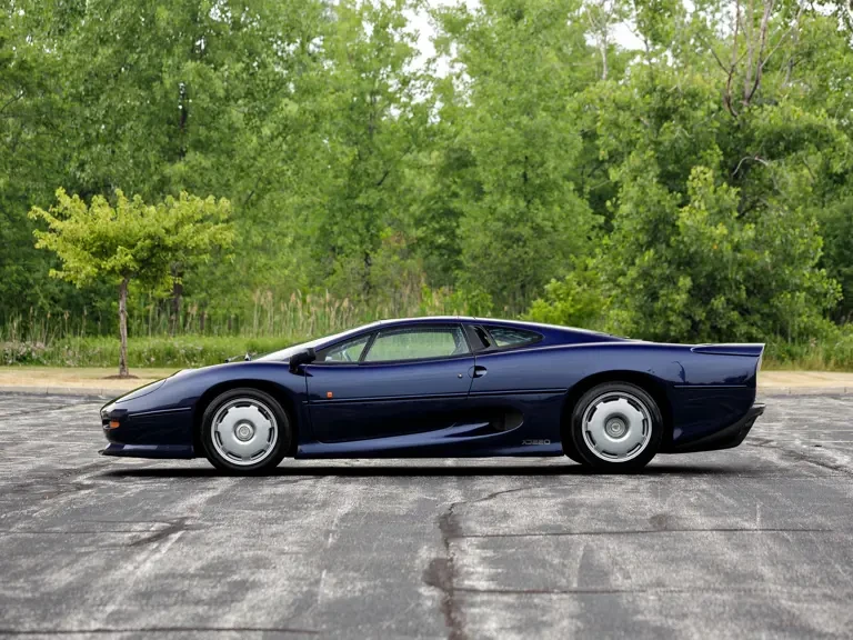 1994 Jaguar XJ220 - Image 27 of 31