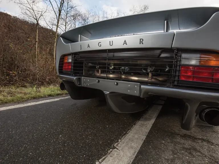 1994 Jaguar XJ220 - Image 8 of 30