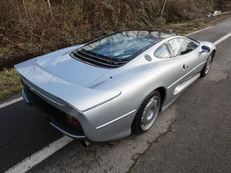 1994 Jaguar XJ220 - Image 23 of 30