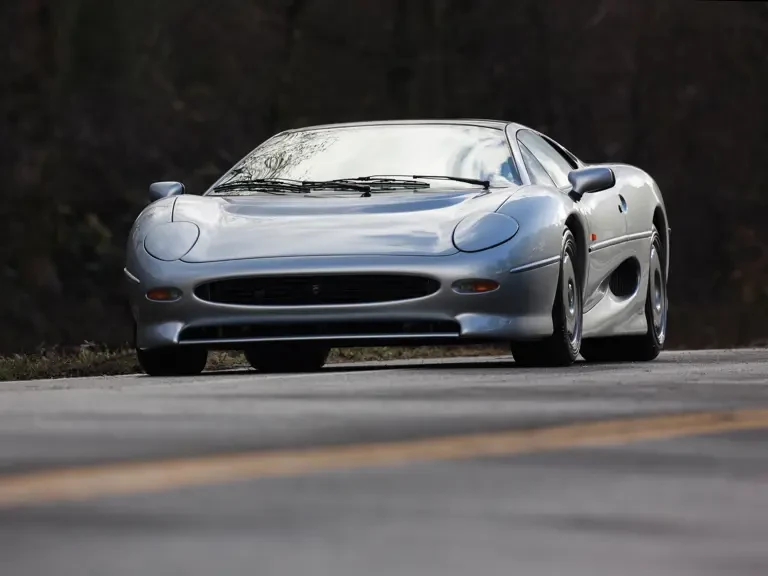 1994 Jaguar XJ220 - Image 21 of 30