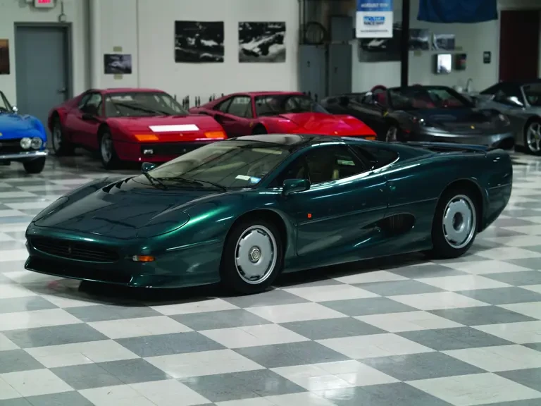 1994 Jaguar XJ220 - Image 2 of 2
