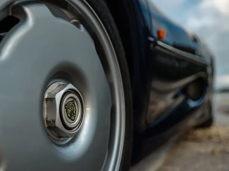 1994 Jaguar XJ220 - Image 20 of 31
