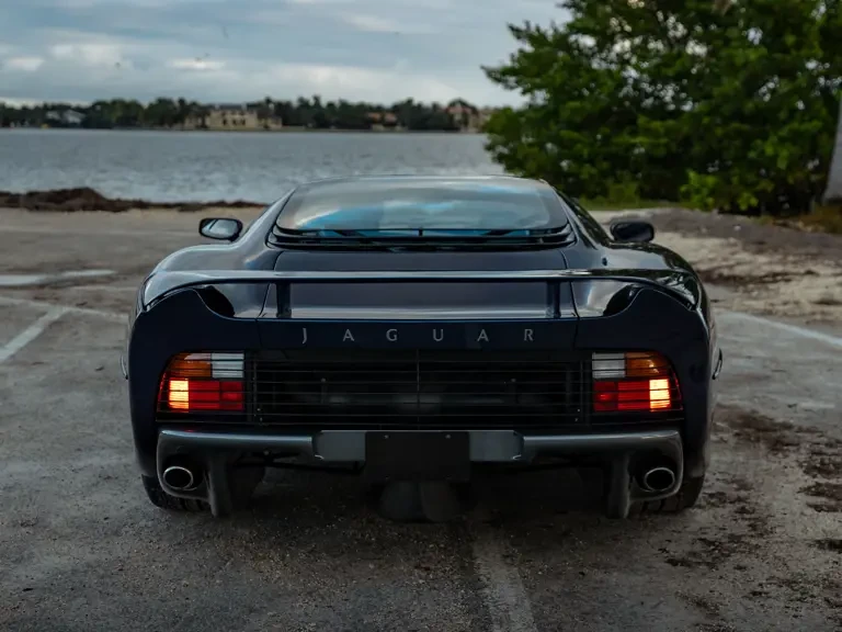 1994 Jaguar XJ220 - Image 9 of 31