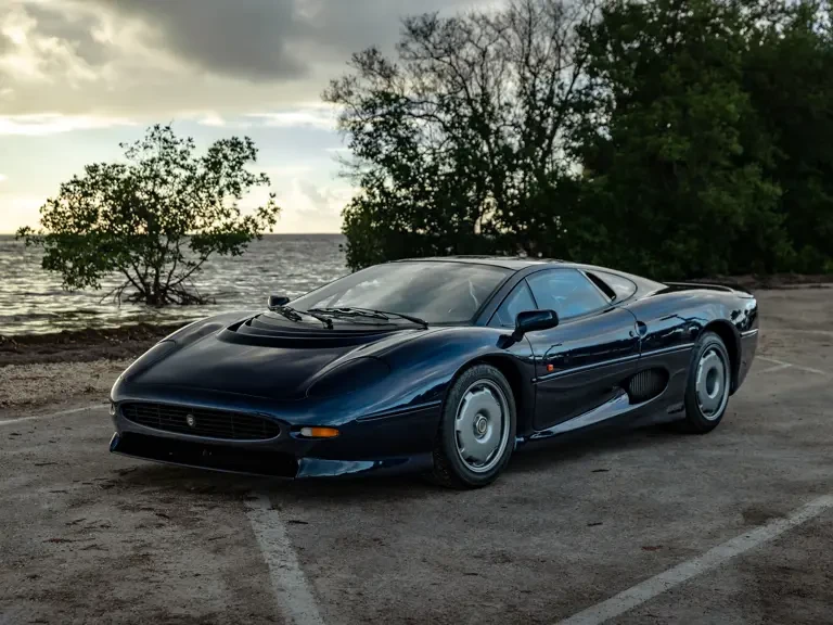 1994 Jaguar XJ220 - Image 10 of 31