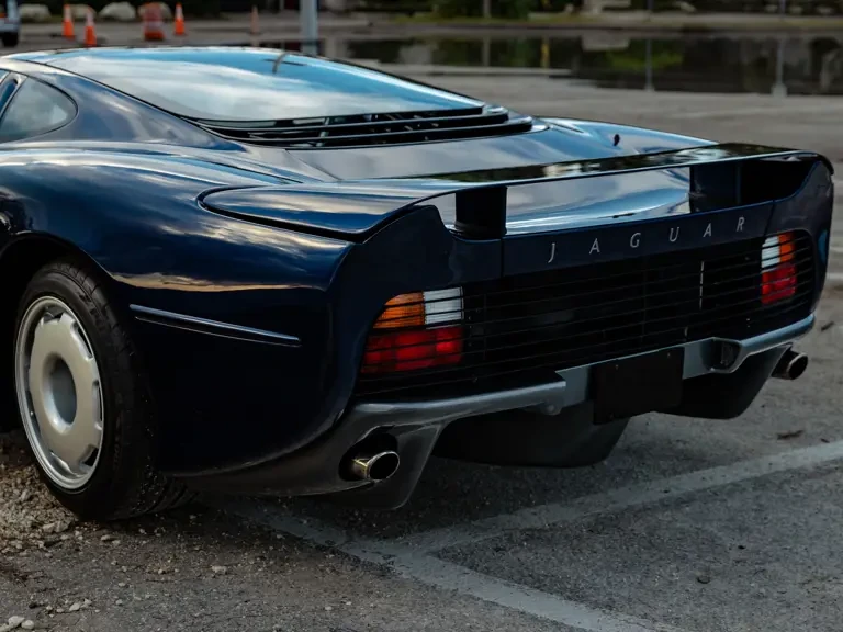 1994 Jaguar XJ220 - Image 22 of 31