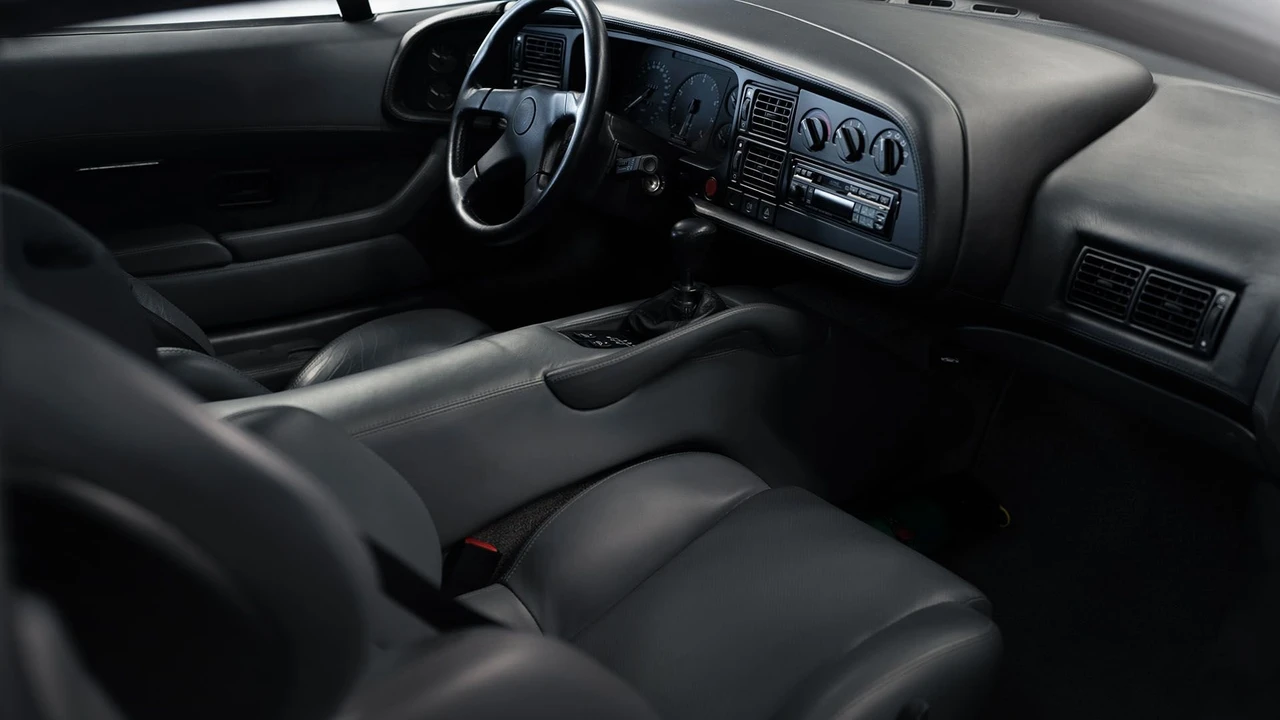 1994 Jaguar XJ220 - Image 18 of 31