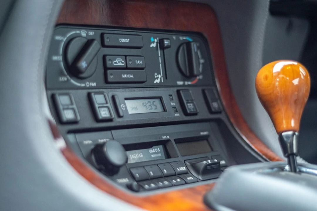 1994 Jaguar XJ40 XJ - Image 29 of 30