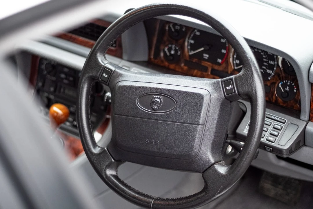 1994 Jaguar XJ40 XJ - Image 23 of 30