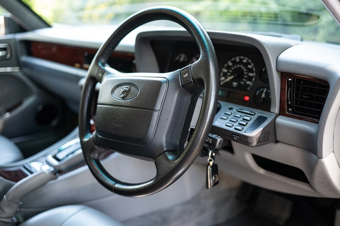 1994 Jaguar XJ40 XJ - Image 6 of 30