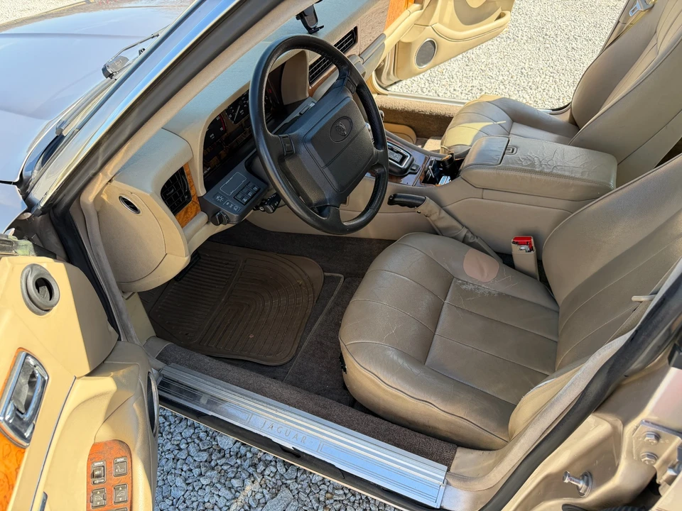 1994 Jaguar XJ40 XJ - Image 14 of 21