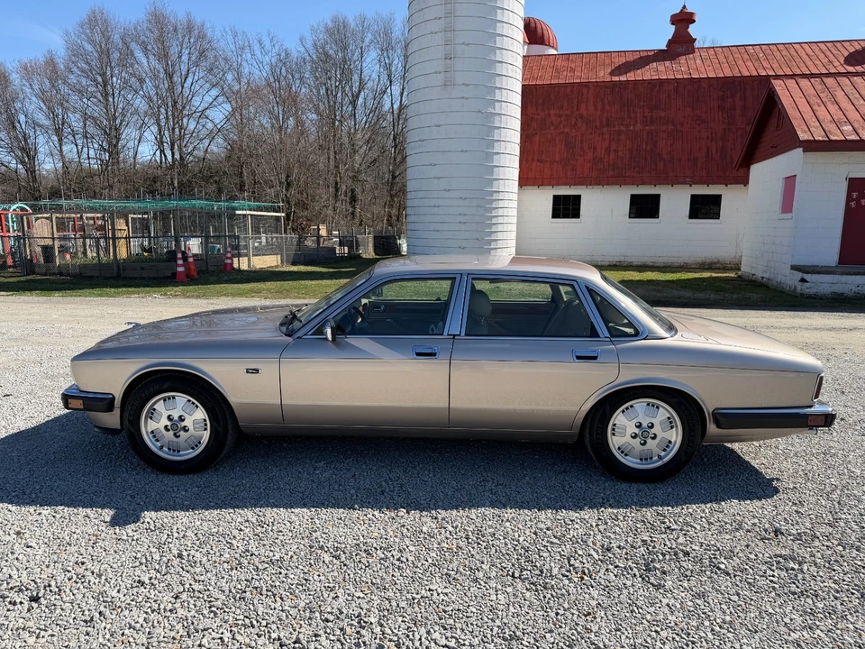 1994 Jaguar XJ40 XJ - Image 5 of 21