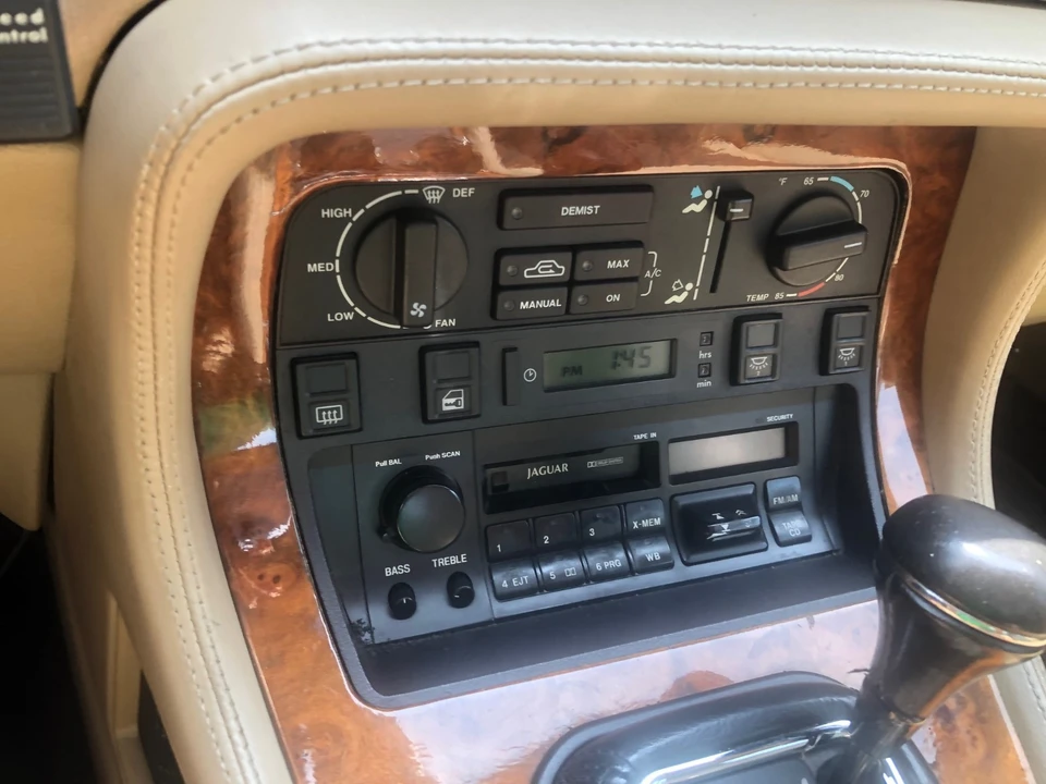 1994 Jaguar XJ40 XJ - Image 7 of 10
