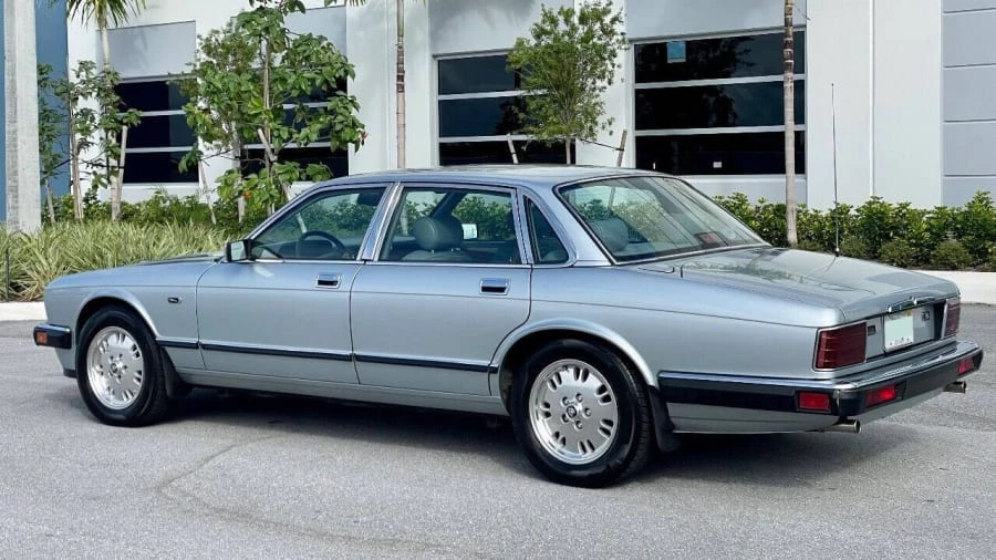 1994 Jaguar XJ40 XJ - Image 17 of 31