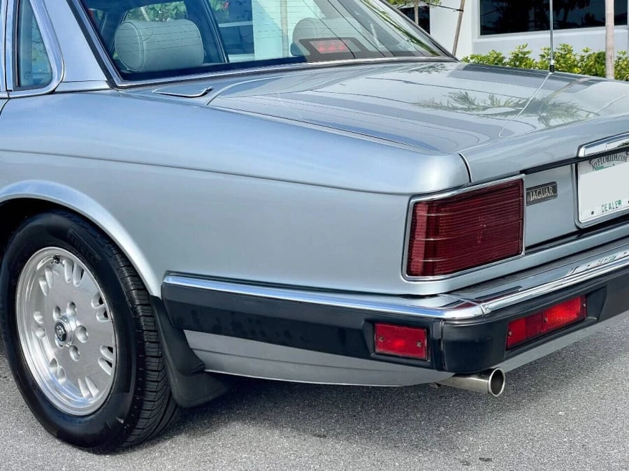 1994 Jaguar XJ40 XJ - Image 14 of 31