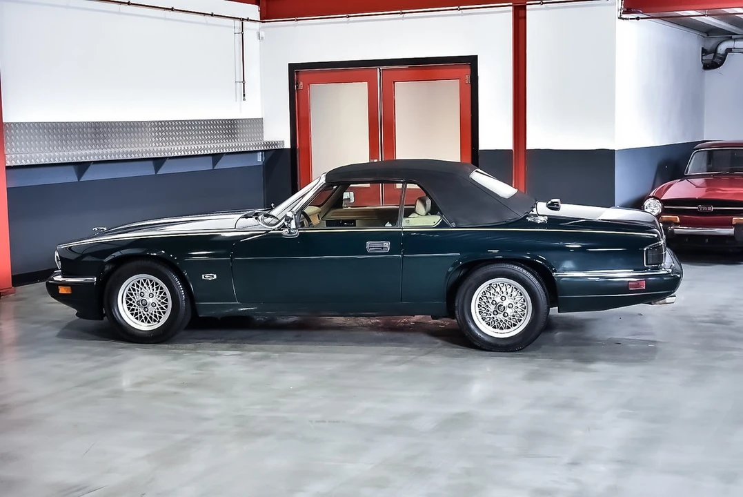 1994 Jaguar XJS - Image 29 of 30