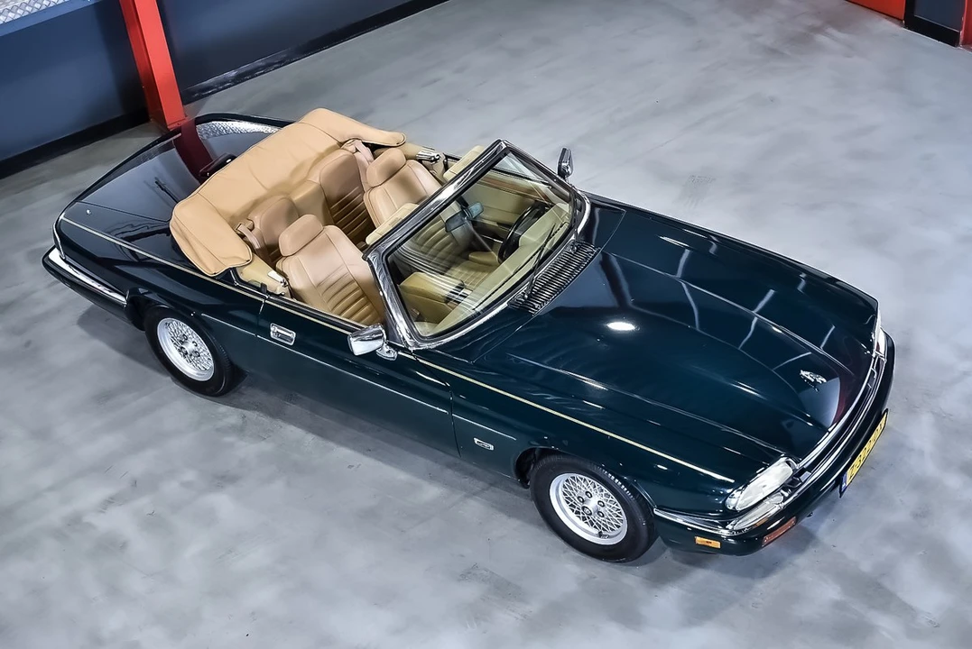 1994 Jaguar XJS - Image 19 of 30