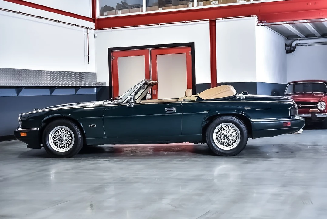 1994 Jaguar XJS - Image 25 of 30