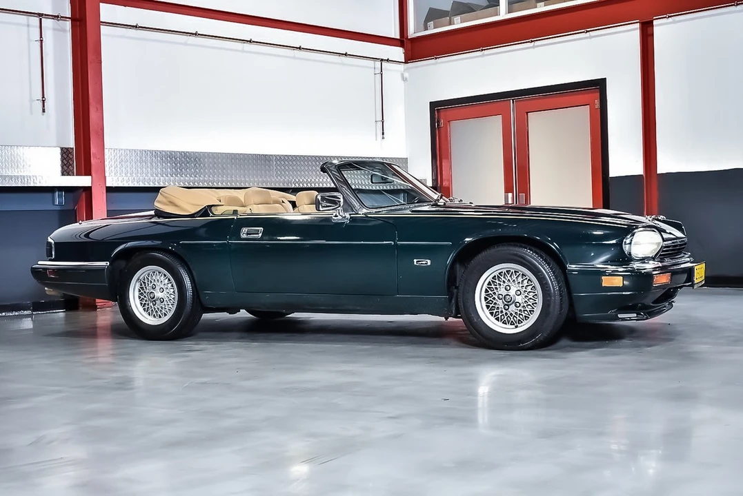 1994 Jaguar XJS - Image 16 of 30