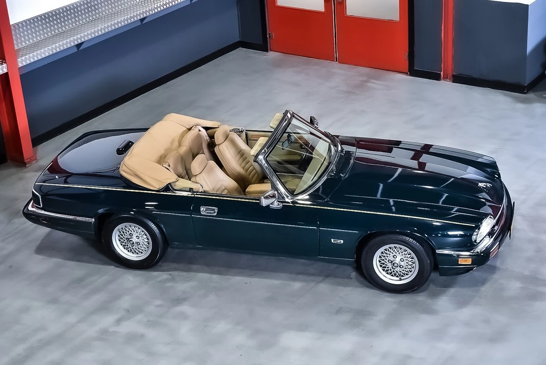 1994 Jaguar XJS - Image 2 of 30