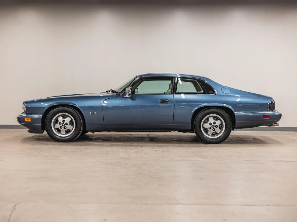 1994 Jaguar XJS - Image 3 of 11