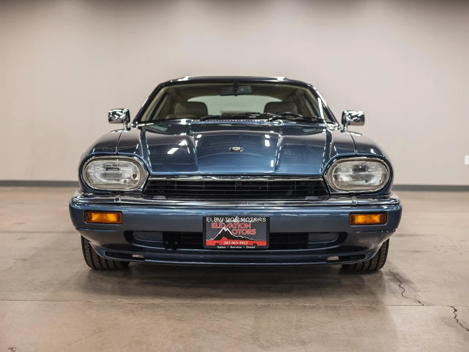 1994 Jaguar XJS - Image 4 of 11