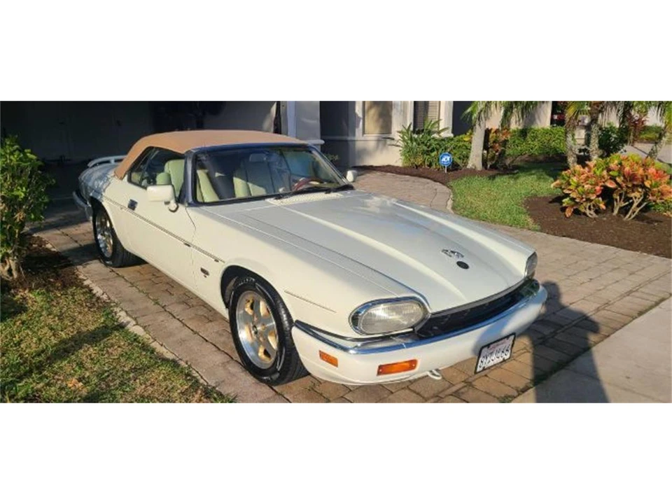 1994 Jaguar XJS - Image 11 of 19