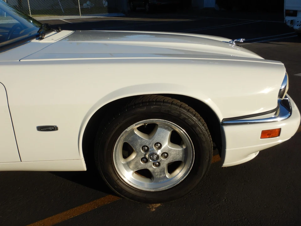 1994 Jaguar XJS Facelift AJ-16 - Image 24 of 31