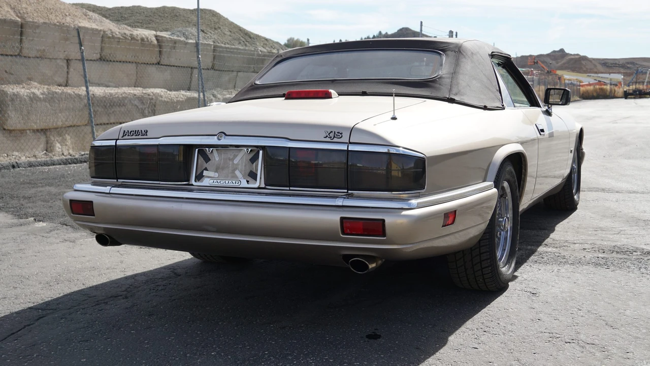 1994 Jaguar XJS Convertible - Image 13 of 31
