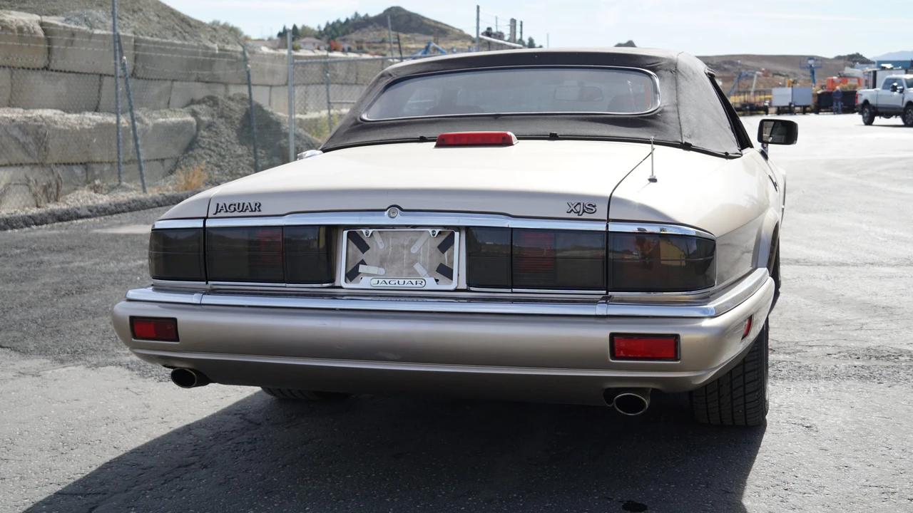 1994 Jaguar XJS Convertible - Image 14 of 31