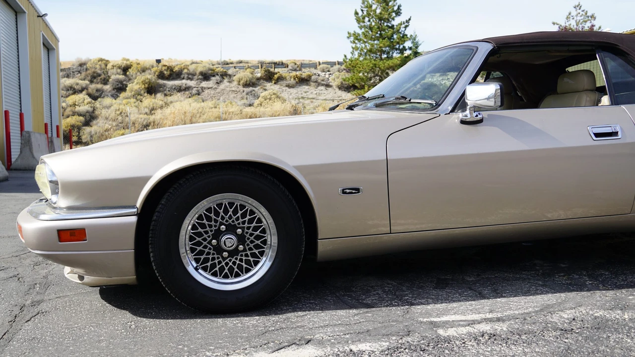 1994 Jaguar XJS Convertible - Image 20 of 31