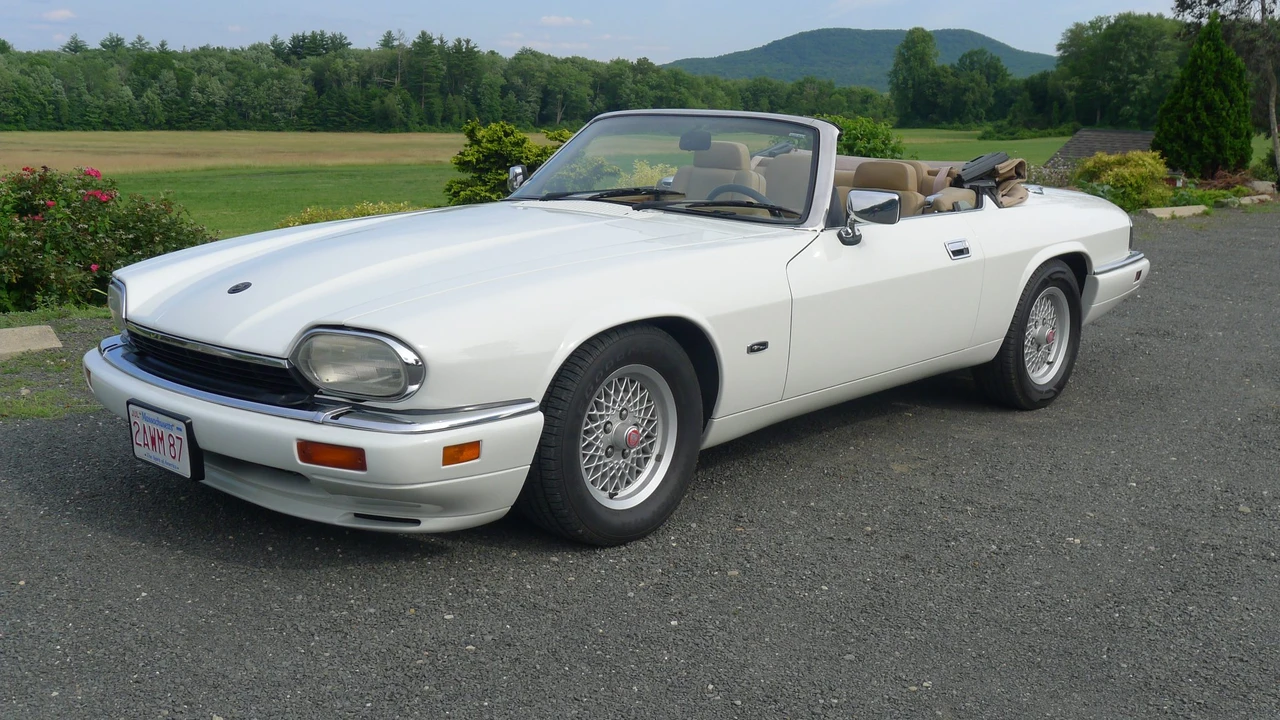 1994 Jaguar XJS Convertible - Image 8 of 31