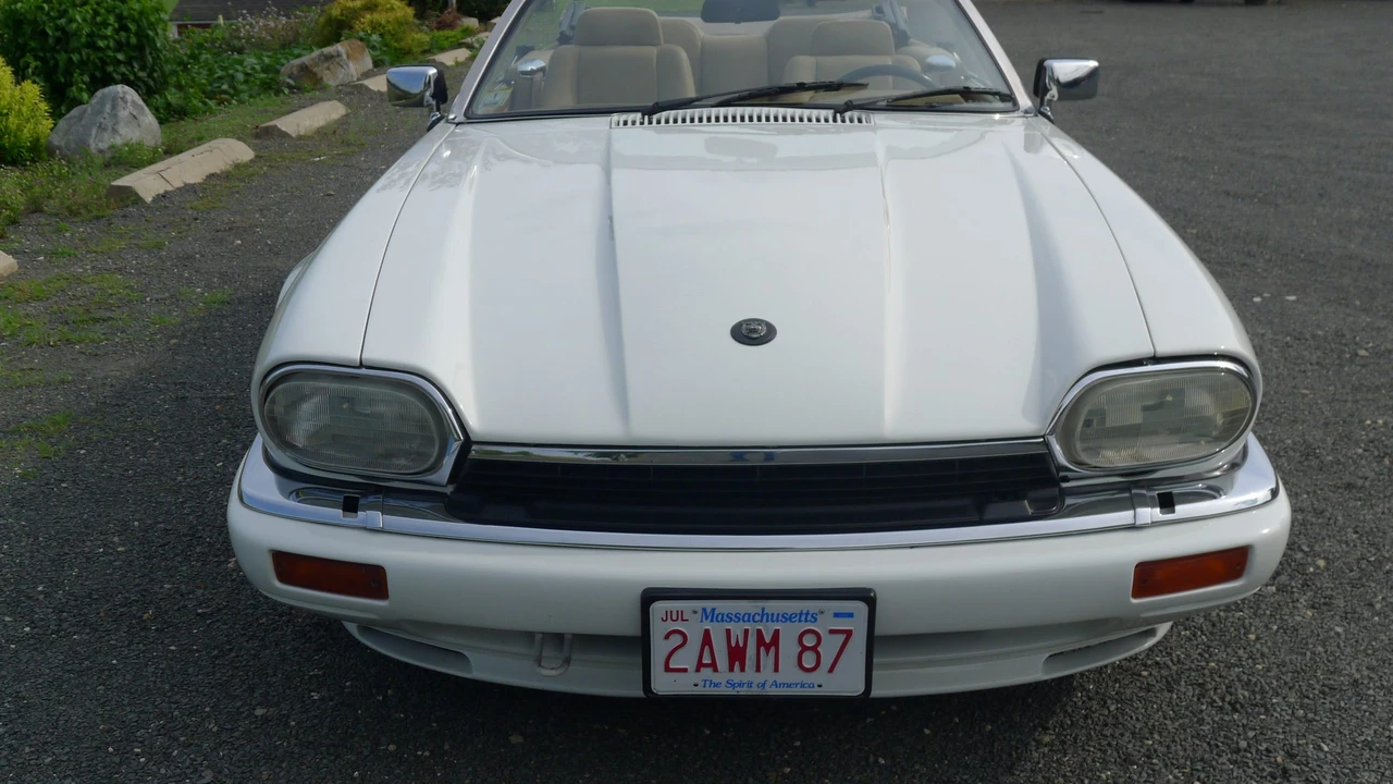 1994 Jaguar XJS Convertible - Image 7 of 31