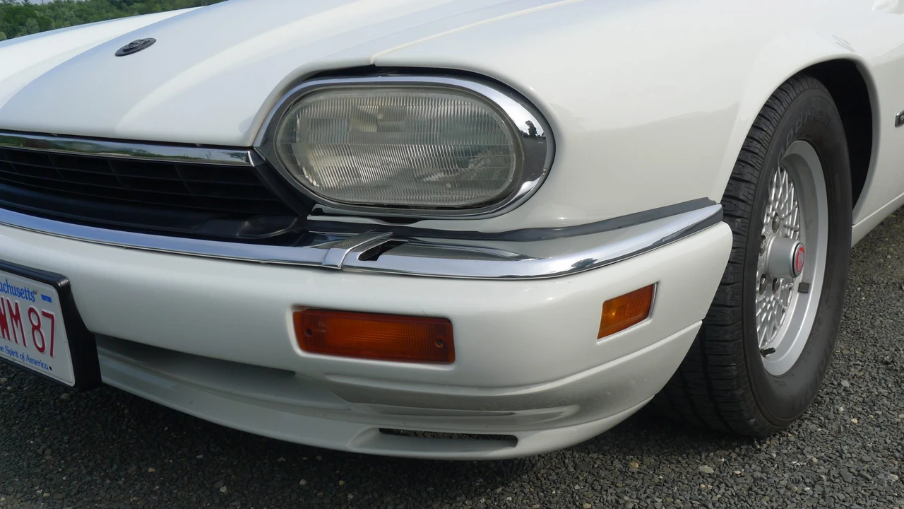 1994 Jaguar XJS Convertible - Image 17 of 31