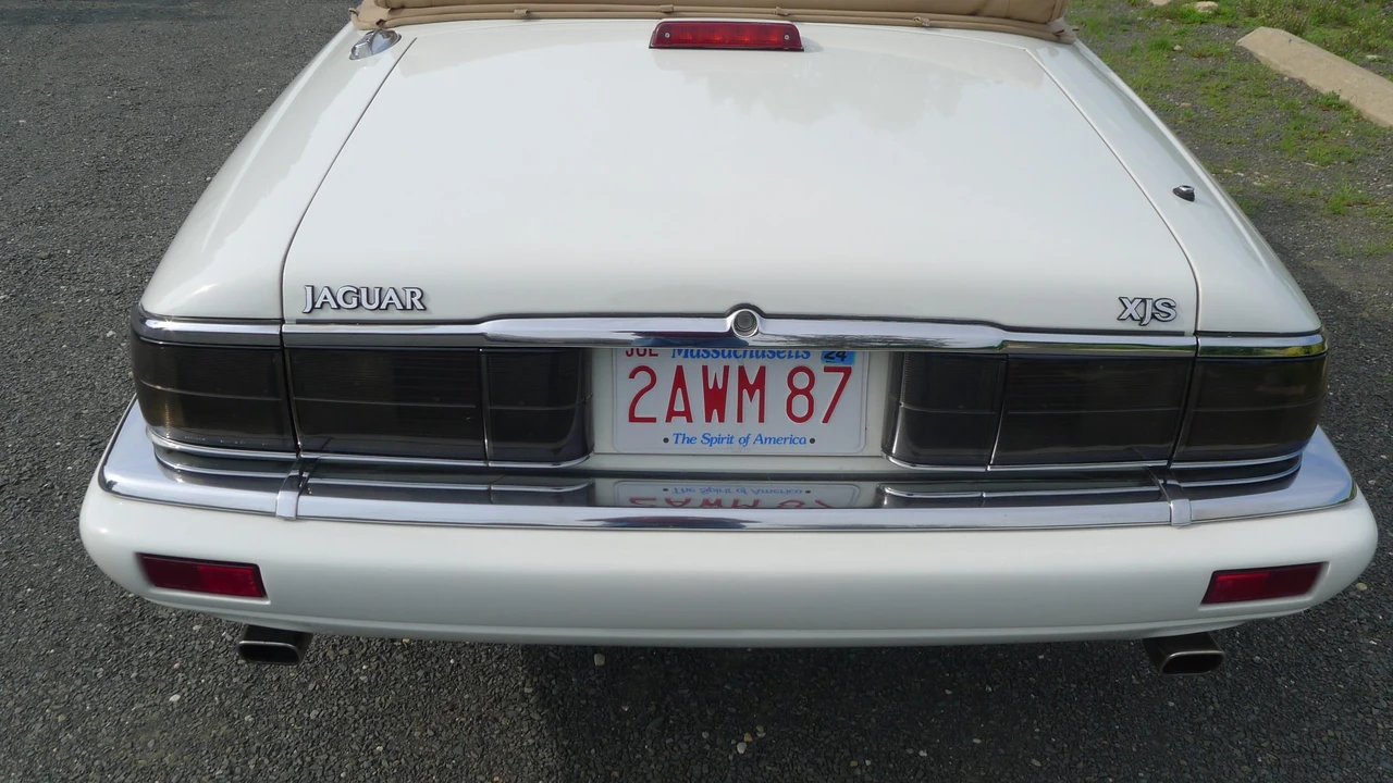 1994 Jaguar XJS Convertible - Image 21 of 31