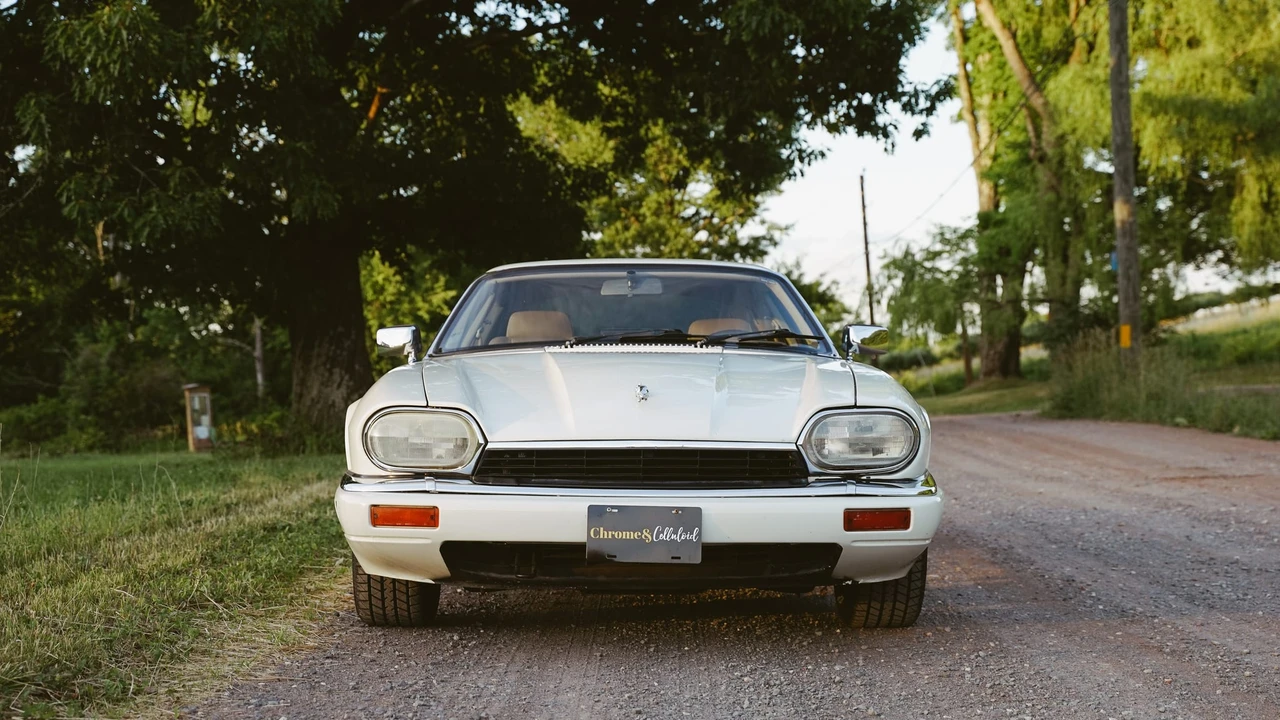 1994 Jaguar XJS Facelift V12 - Image 12 of 31