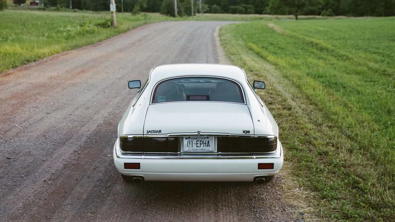 1994 Jaguar XJS Facelift V12 - Image 28 of 31
