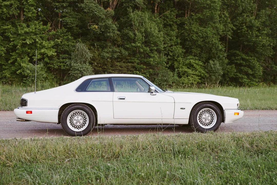 1994 Jaguar XJS Facelift V12 - Image 19 of 31
