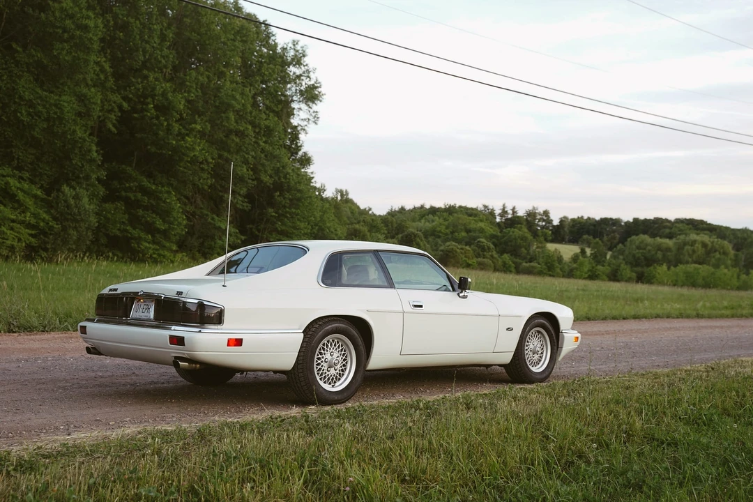 1994 Jaguar XJS Facelift V12 - Image 24 of 31