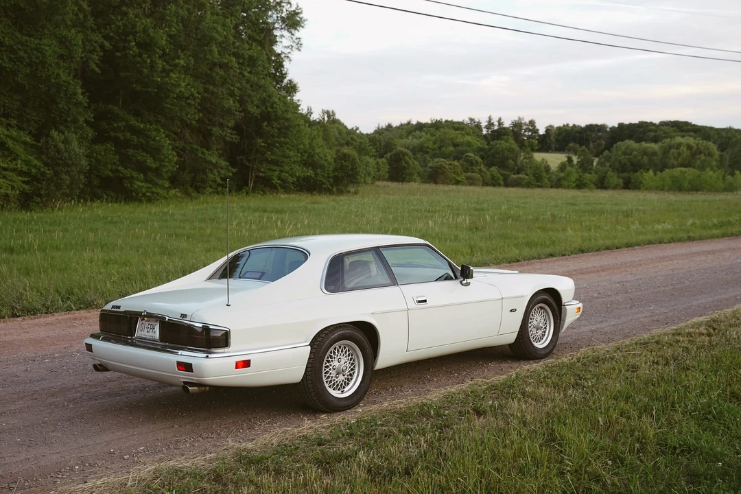 1994 Jaguar XJS Facelift V12 - Image 23 of 31