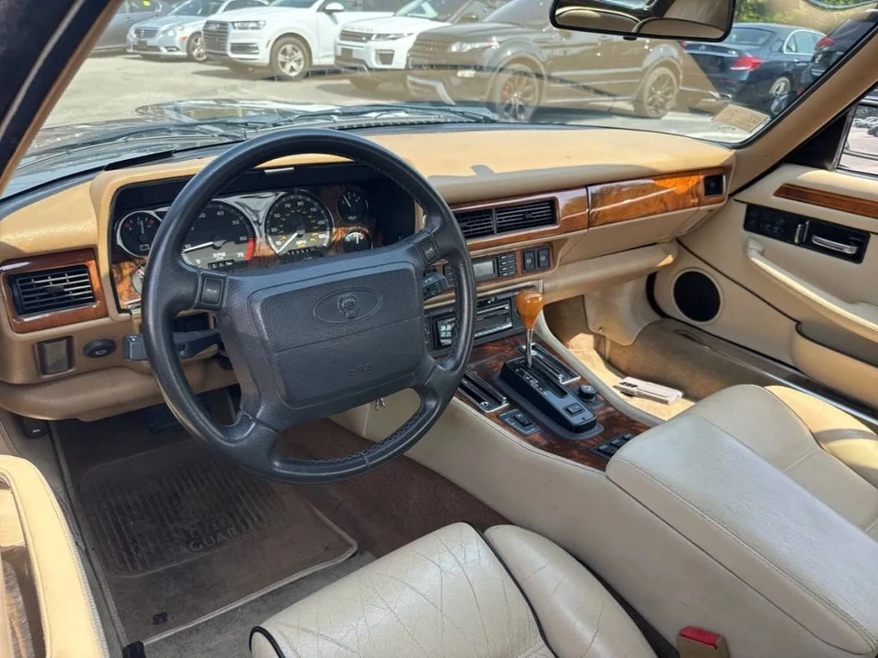 1994 Jaguar XJS - Image 5 of 11