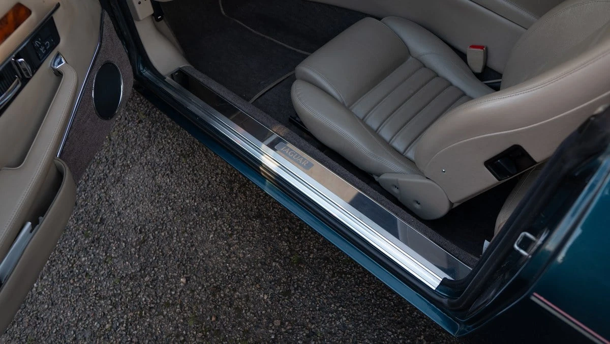 1994 Jaguar XJS Facelift AJ-16 - Image 28 of 30