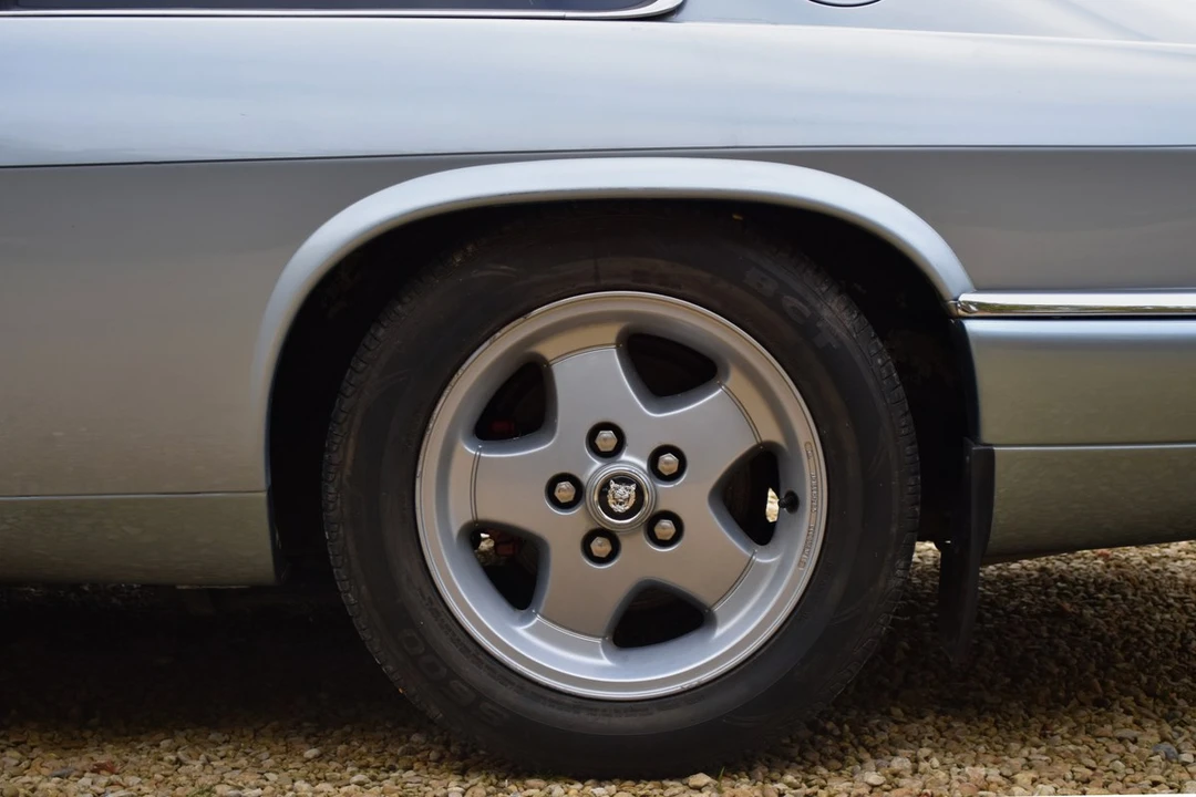 1994 Jaguar XJS Facelift AJ-16 - Image 15 of 30