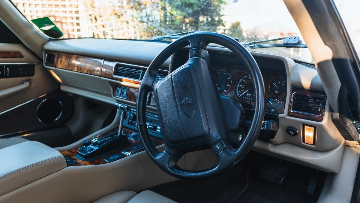 1994 Jaguar XJS Facelift AJ-16 - Image 21 of 30