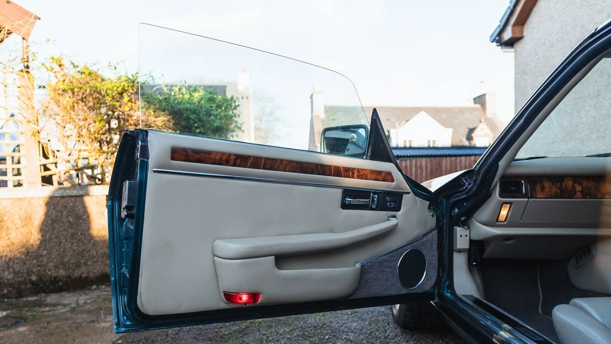 1994 Jaguar XJS Facelift AJ-16 - Image 19 of 30
